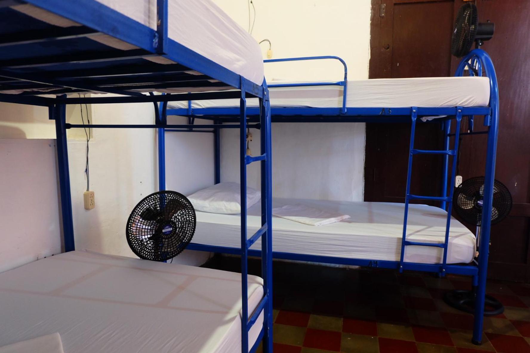 Deakachimba Hostel Гранада Экстерьер фото