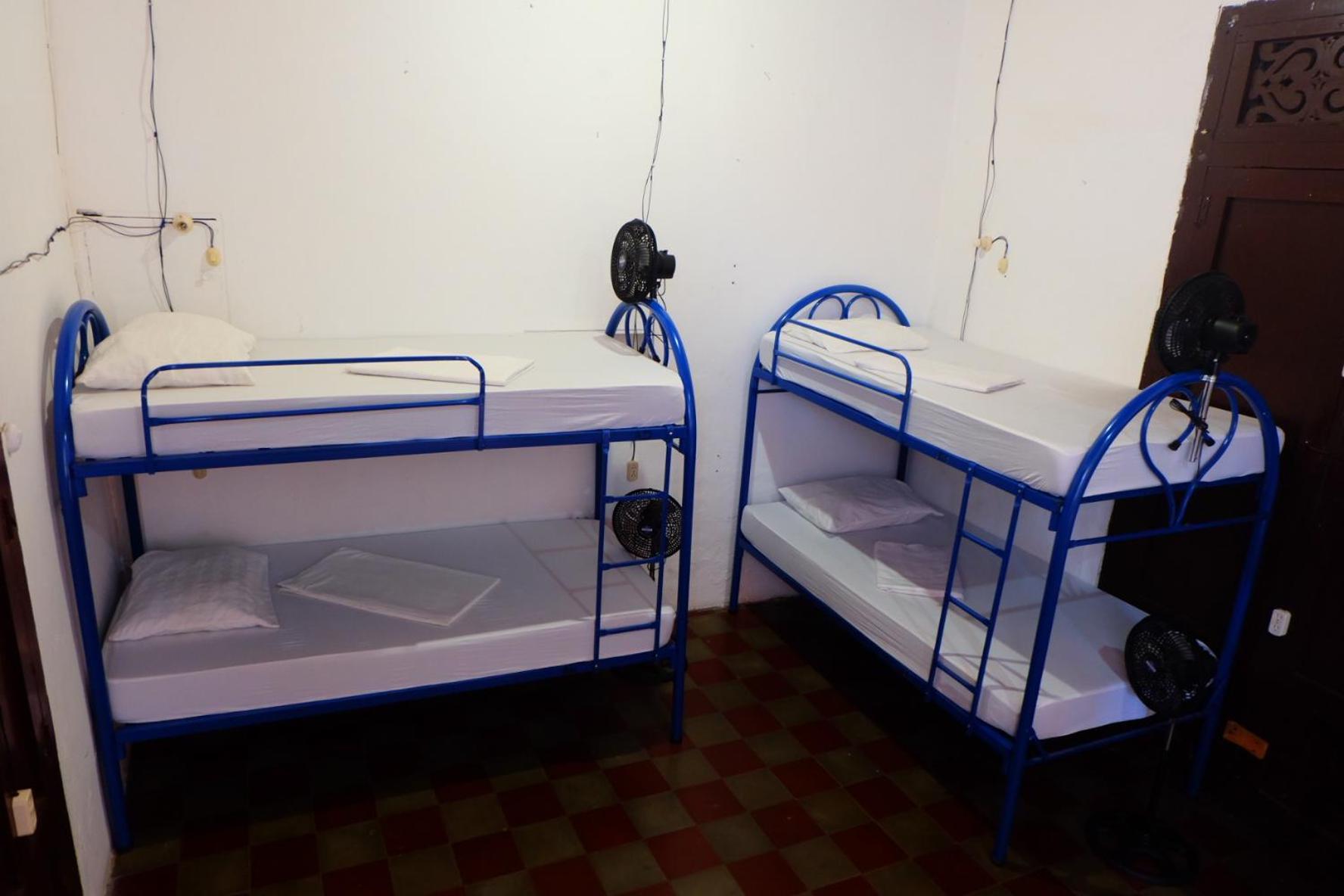 Deakachimba Hostel Гранада Экстерьер фото