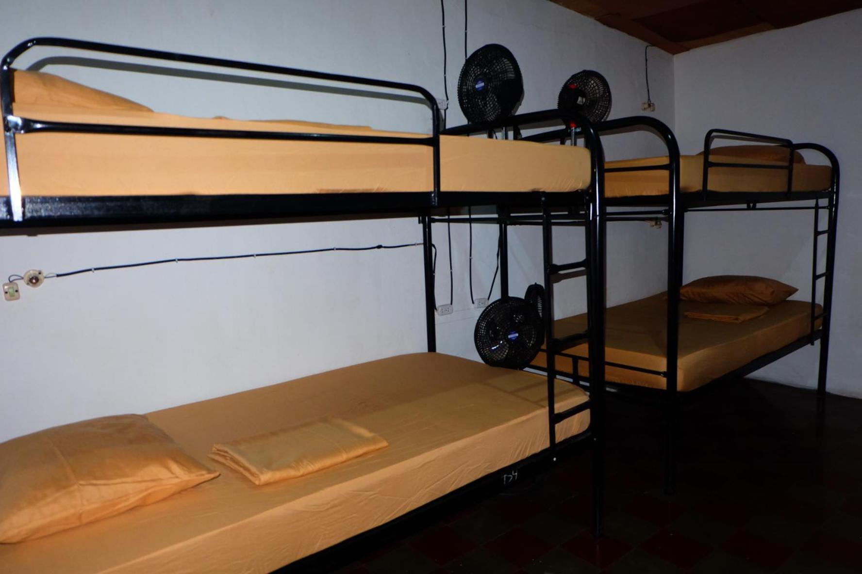 Deakachimba Hostel Гранада Экстерьер фото