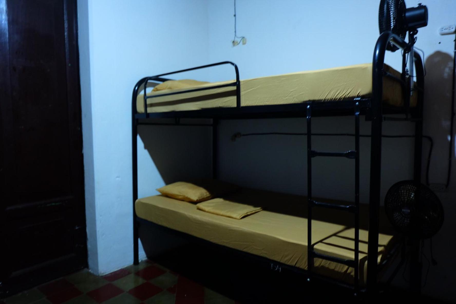 Deakachimba Hostel Гранада Экстерьер фото